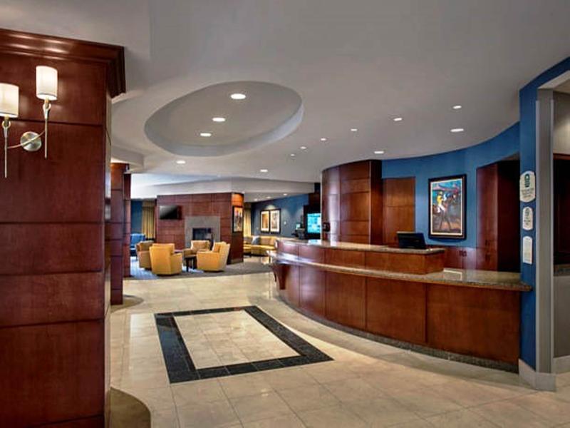 Отель Courtyard By Marriott Саратога-Спрингс Экстерьер фото